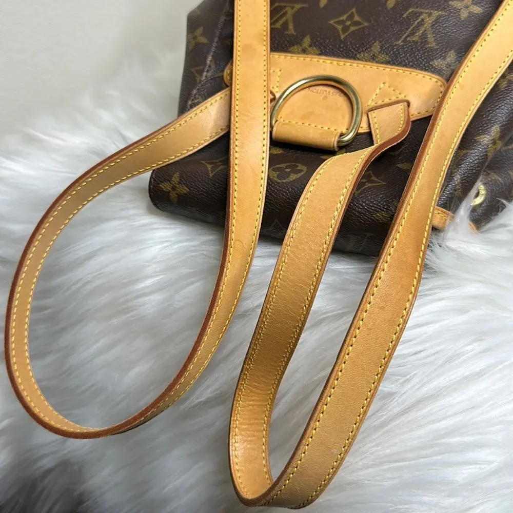 💯 Authentic Louis Vuitton Monogram Backpack 🍀